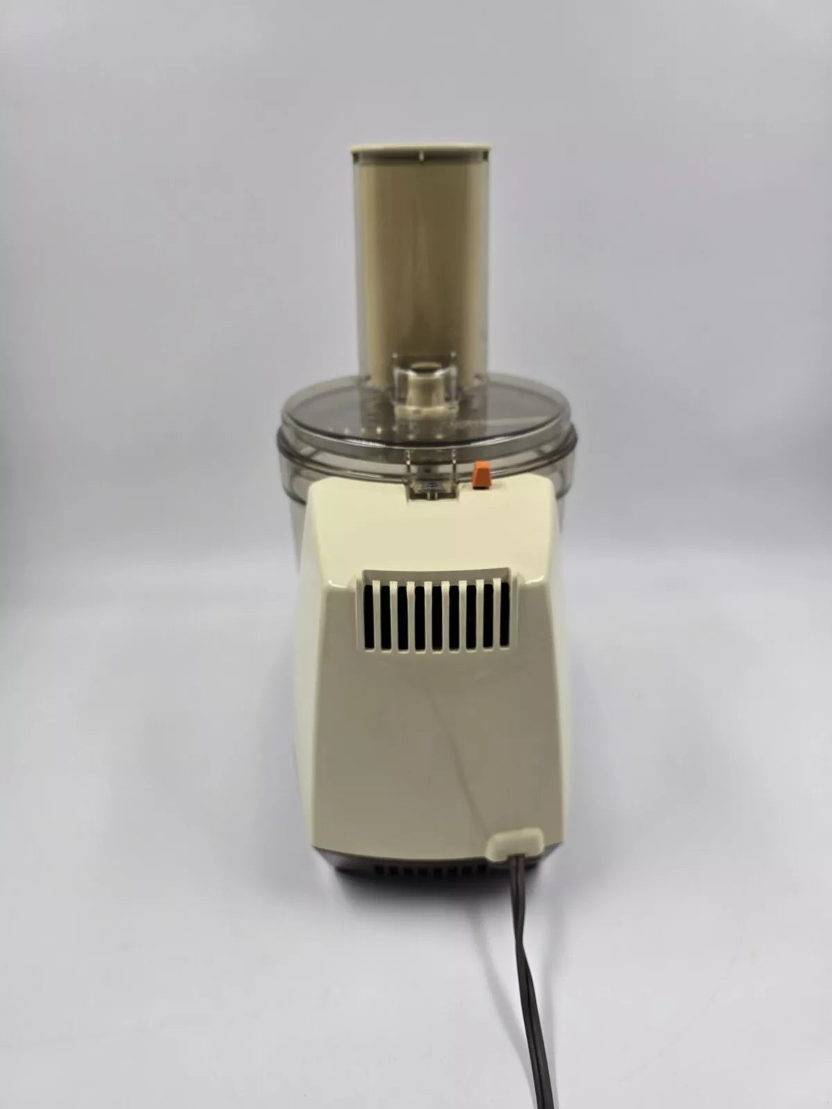 VINTAGE GENERAL ELECTRIC FOOD PROCESSOR - WORKS GREAT - MODEL D5FP1 - USA MADE