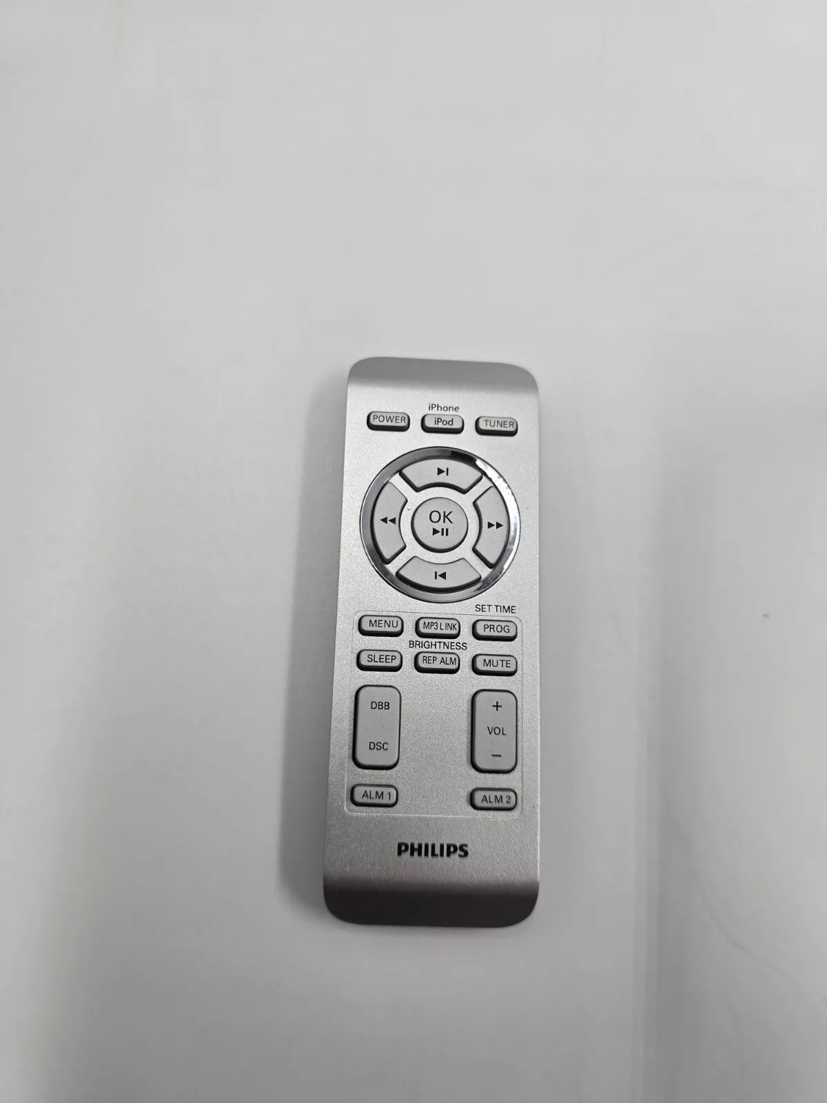 Philips DC291/37 Docking Station iPhone iPod iPad Radio Tuner MP3 Link Alarm EUC
