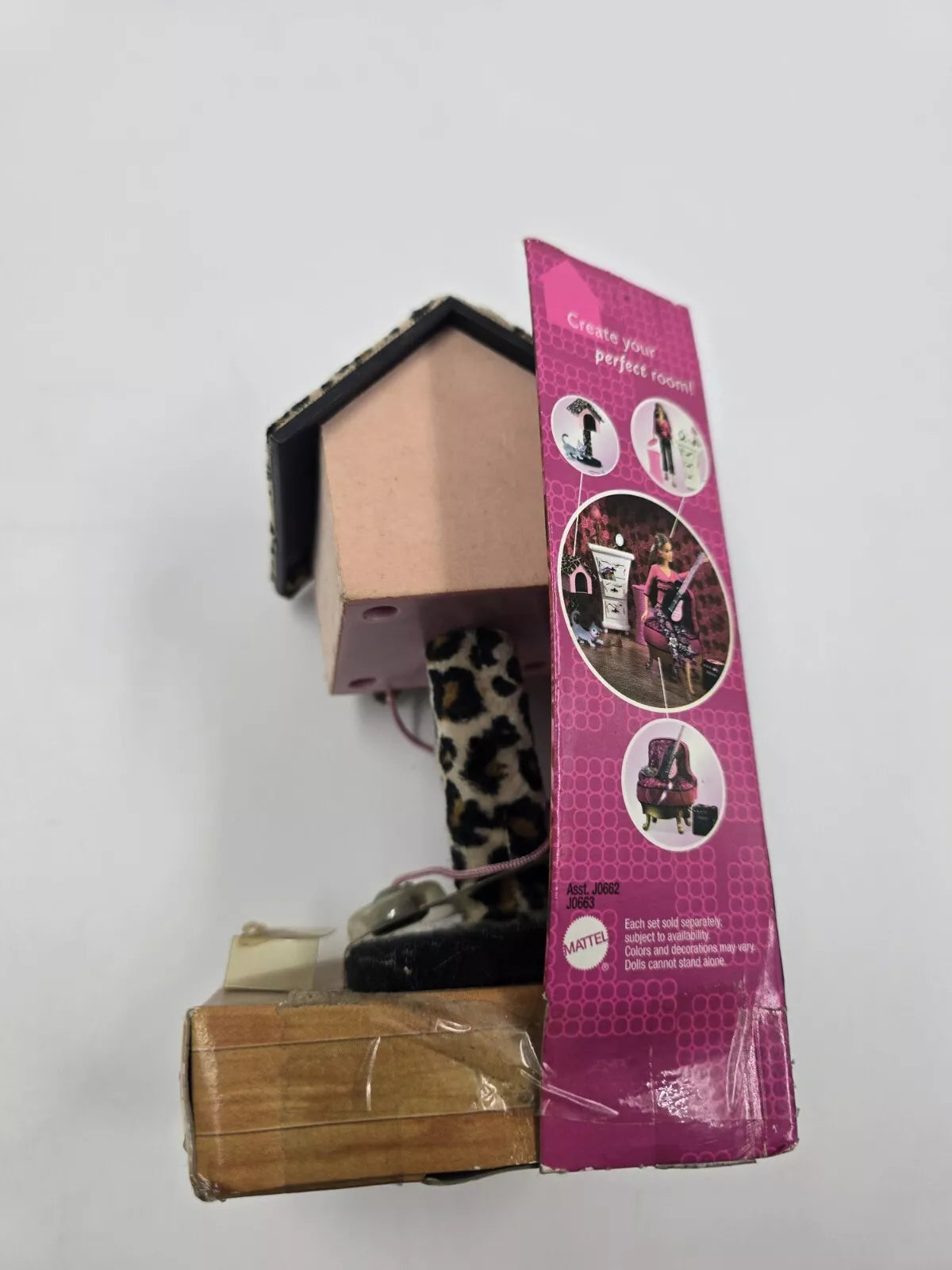 Barbie Fashion Fever Room: Kitty Corner Mattel 2005 w/ Cat and Tree J0663 NRFB