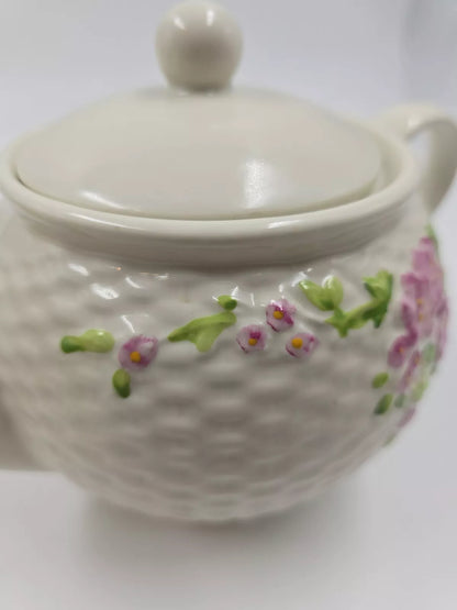 Vintage A Teleflora Gift 1985 Basket Weave Ceramic Tea Pot Pink Floral