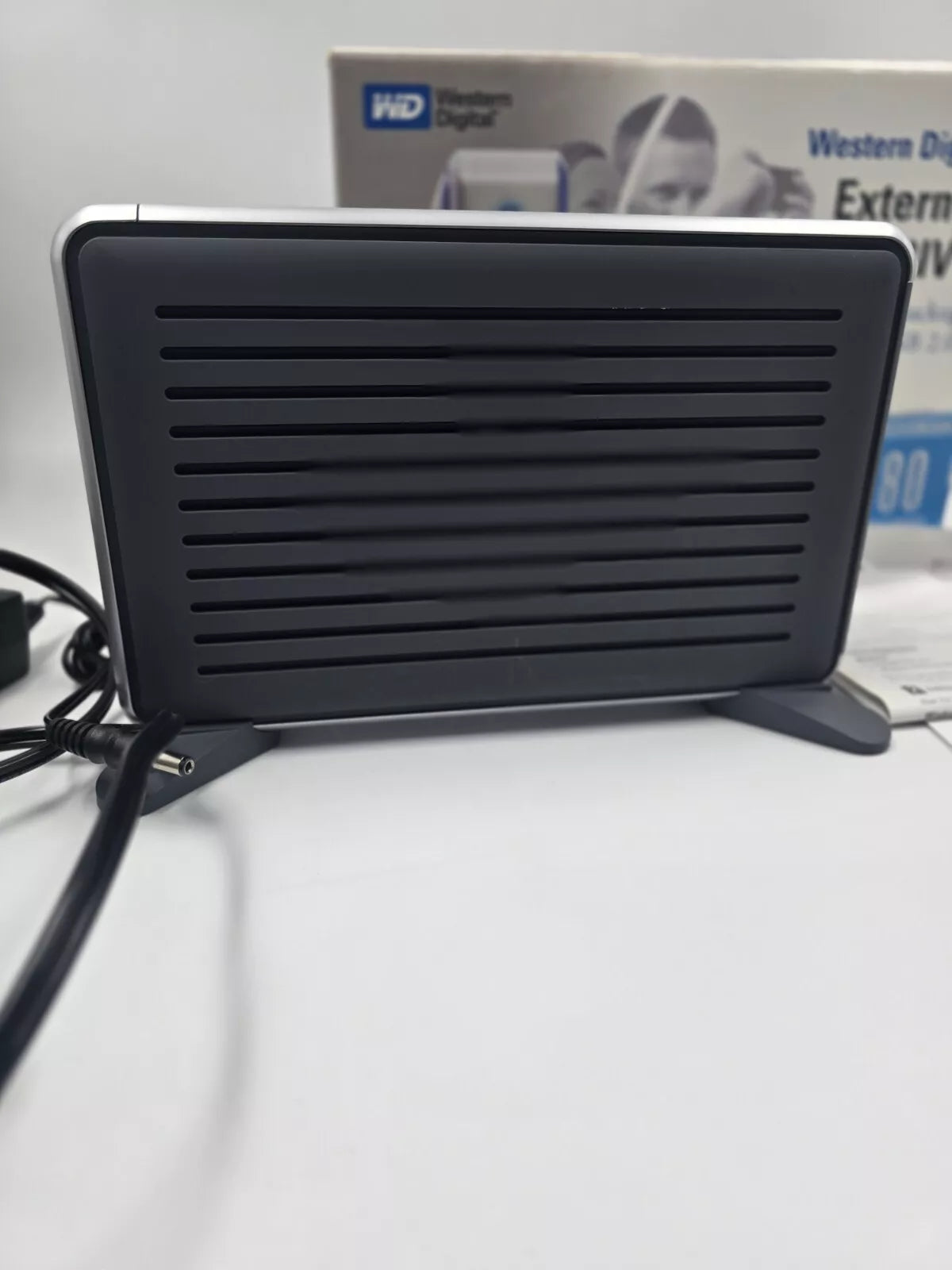 Western digital external usb hard drive 80 gb wd800b015-RNN